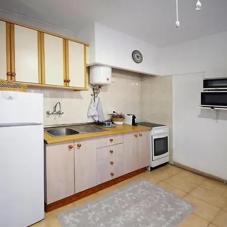 Americas House Seafront Apartment