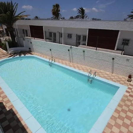 Americas House Seafront Apartment *